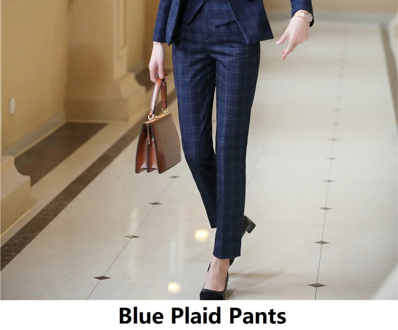 VeraCheck® – Confident Plaid Suit for Smart Women
