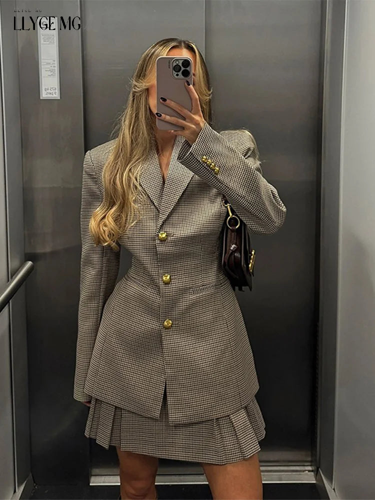 HeritageLine® – Belted Retro Plaid Coat for Urban Autumns