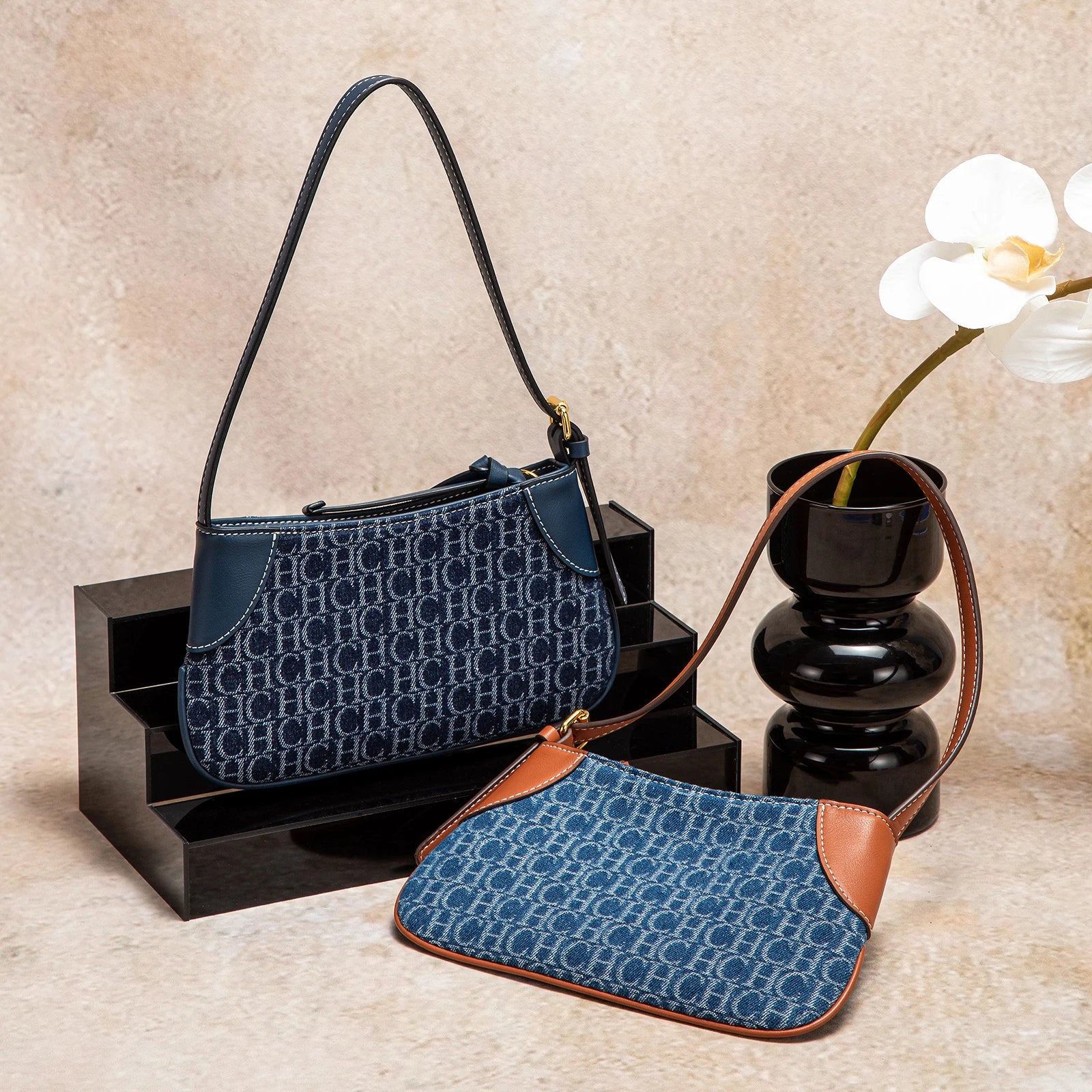 CH RetroChic® – Fashionable Classic Retro Shoulder Bag for Modern Women