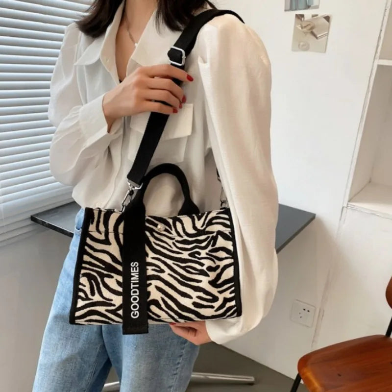 HoundElegance® – Trendy Houndstooth Crossbody Tote for Stylish Women