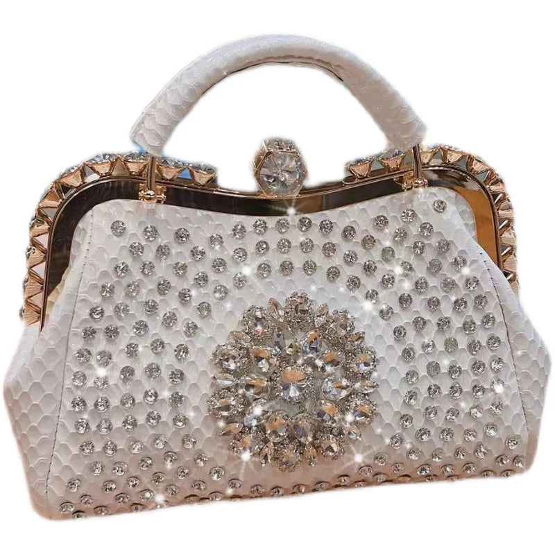 GlamLuxe® – Sparkling Diamond-Clip Leather Handbag for Elegant Evenings