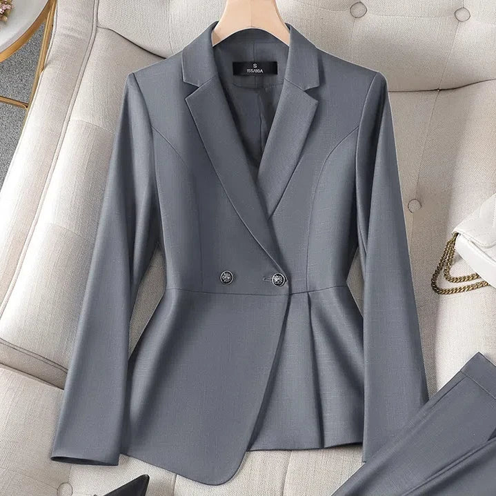 ExecuLuxe® – Elegant Formal Blazer for Professional Women