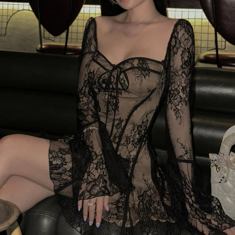 ArtMuse® – Elegant Backless Printed Mini Dress with Artsy Touch & Square Neck Design